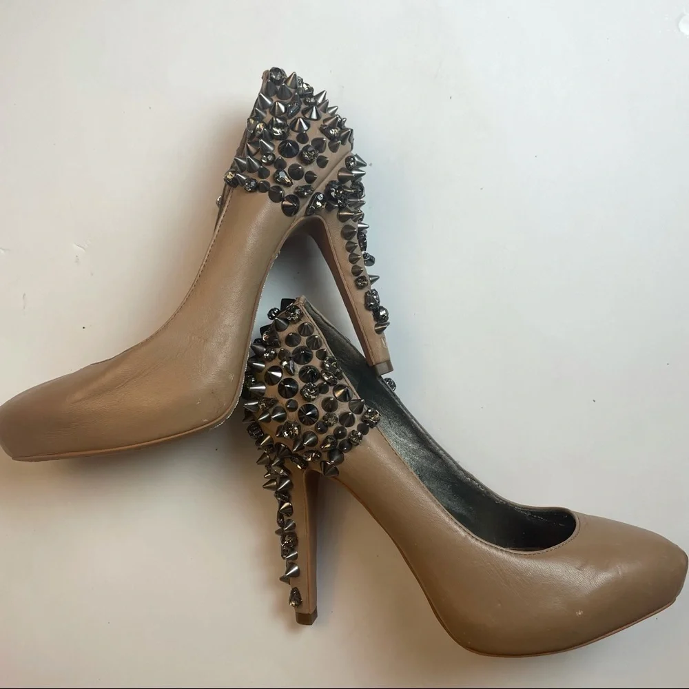 Sam Edelman Nude Spiked Leather Heels Size 6 - Picture 15 of 16
